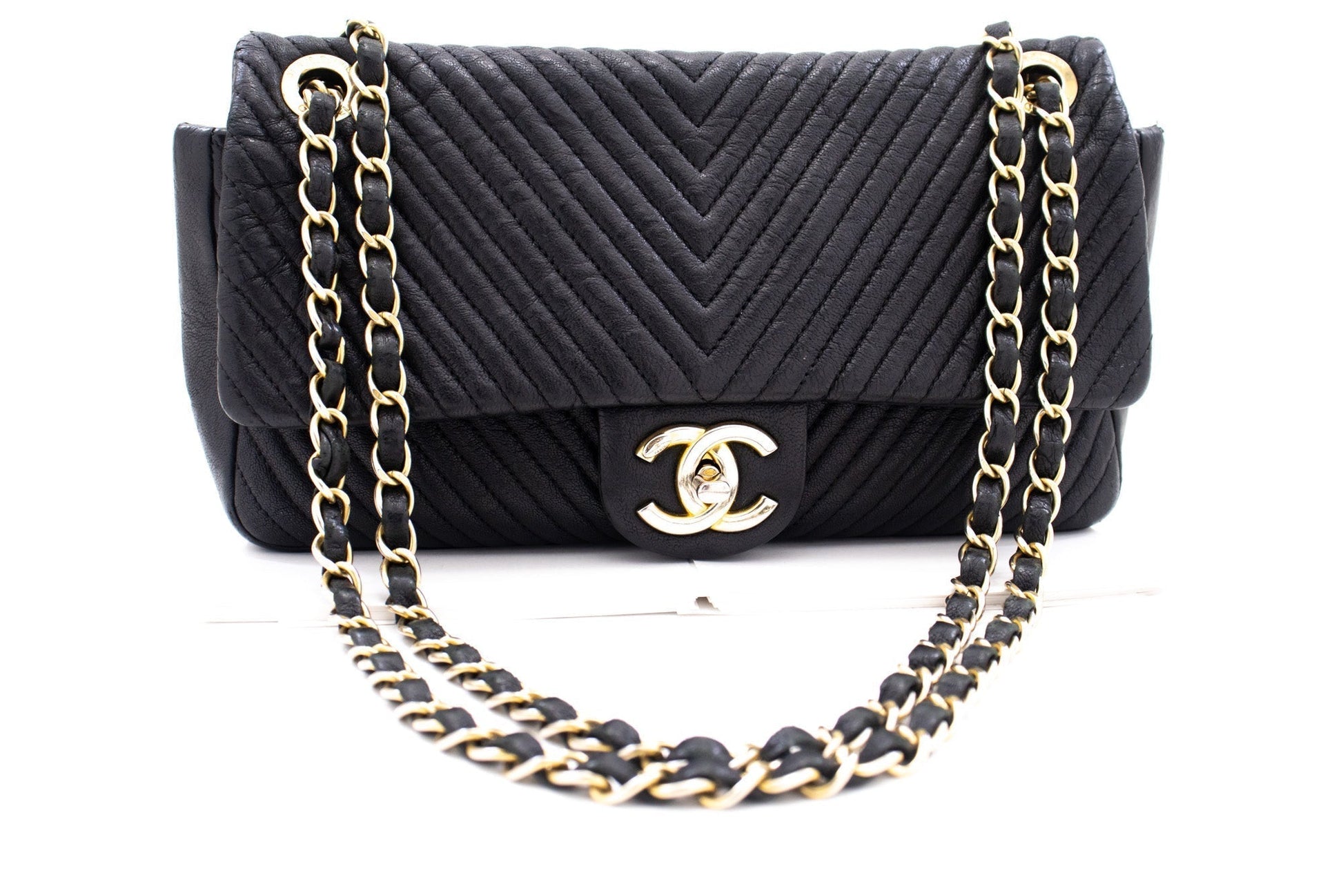 Chanel Shoulder Bag - Almora Bags