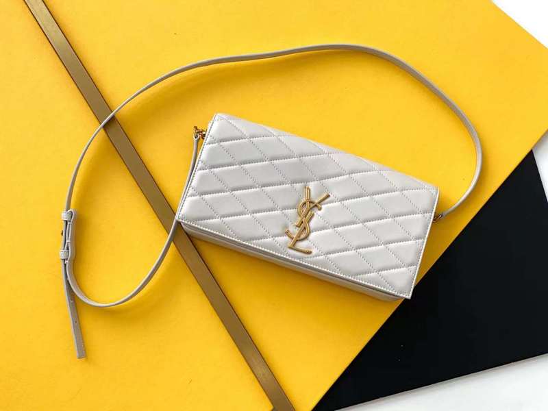 Yves Saint Laurent - Bags 