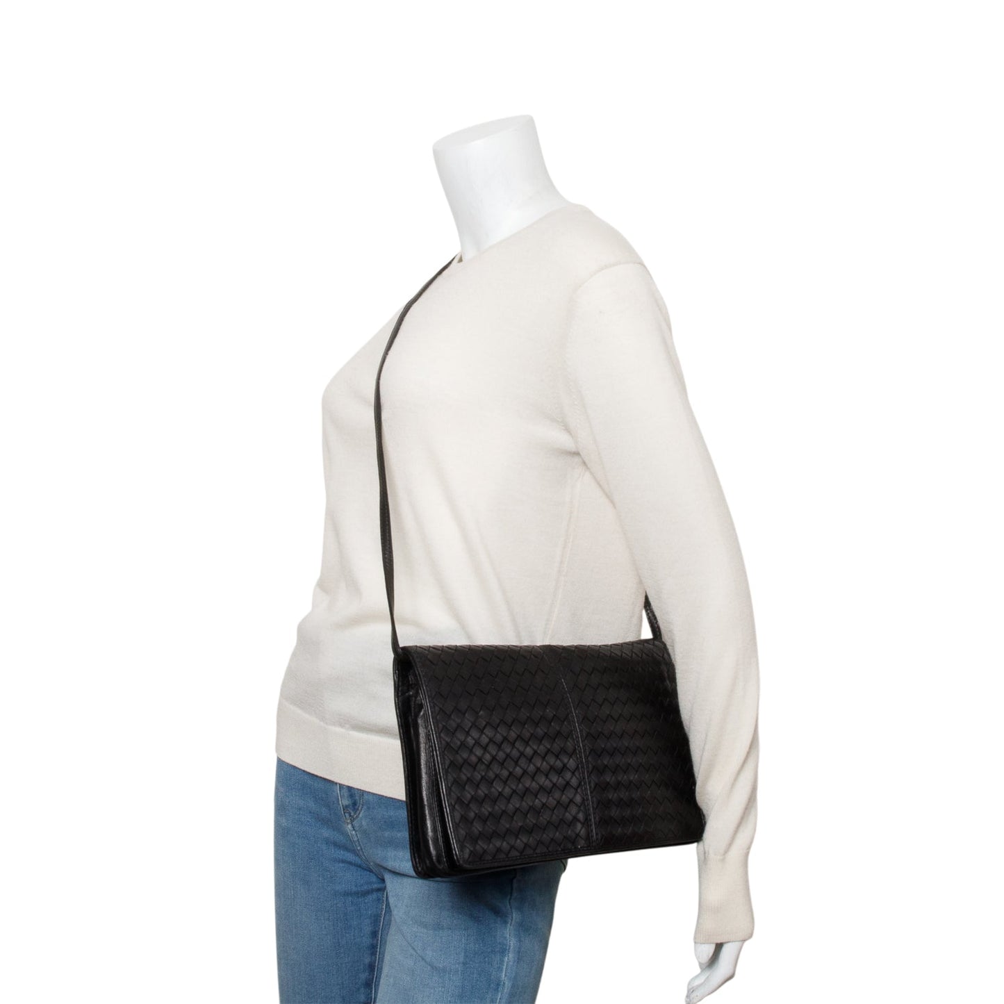 Bottega Veneta   Black Intrecciato Leather Clutch