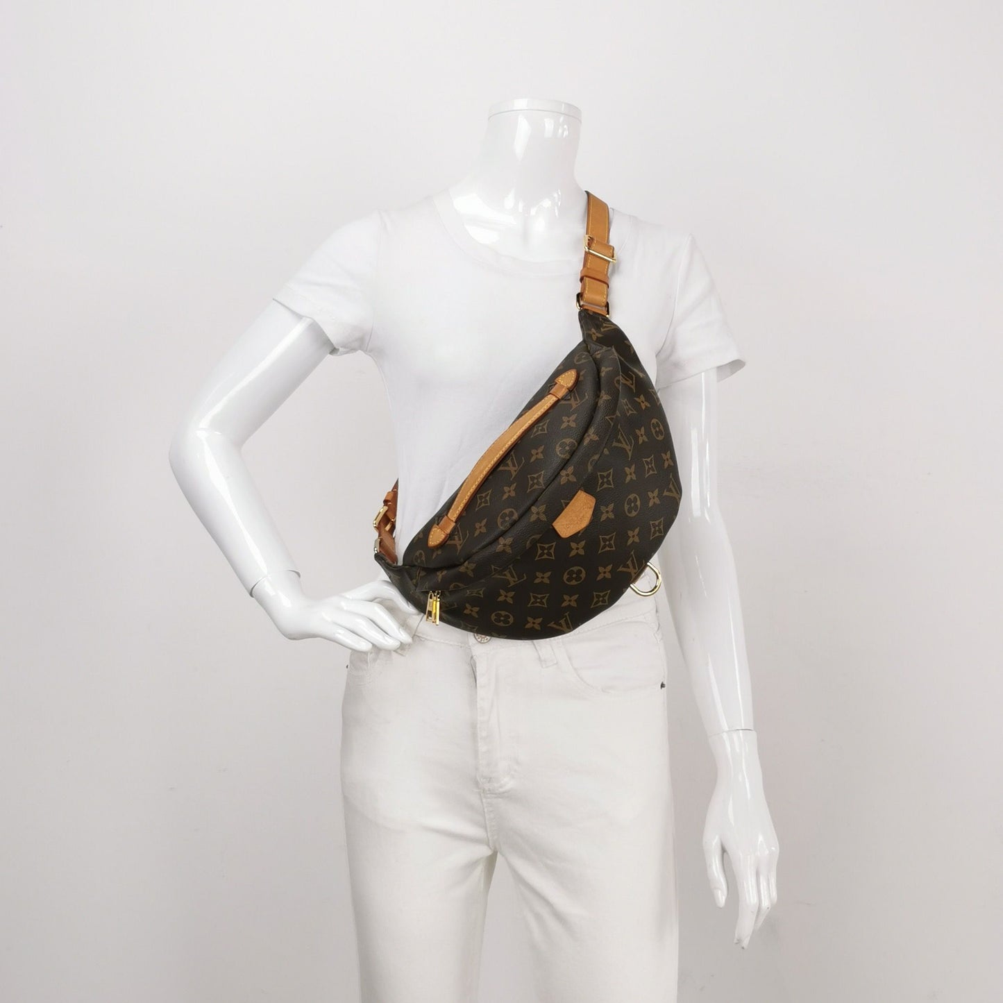 Louis Vuitton Monogram Belt Bum Bag 241229781001000