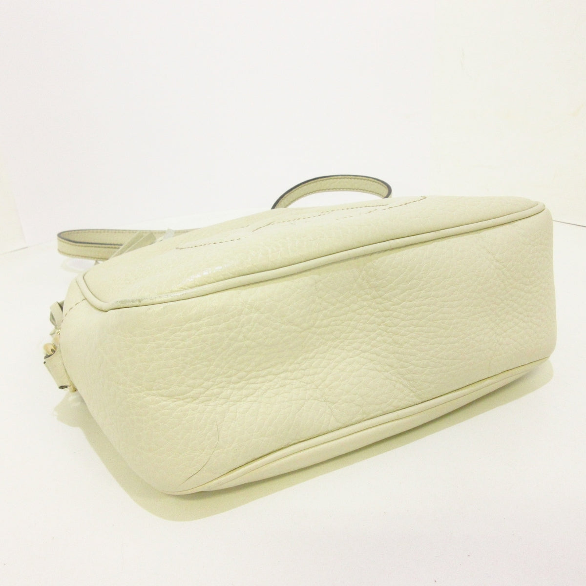 Gucci Soho Leather Shoulder Bag Style 2