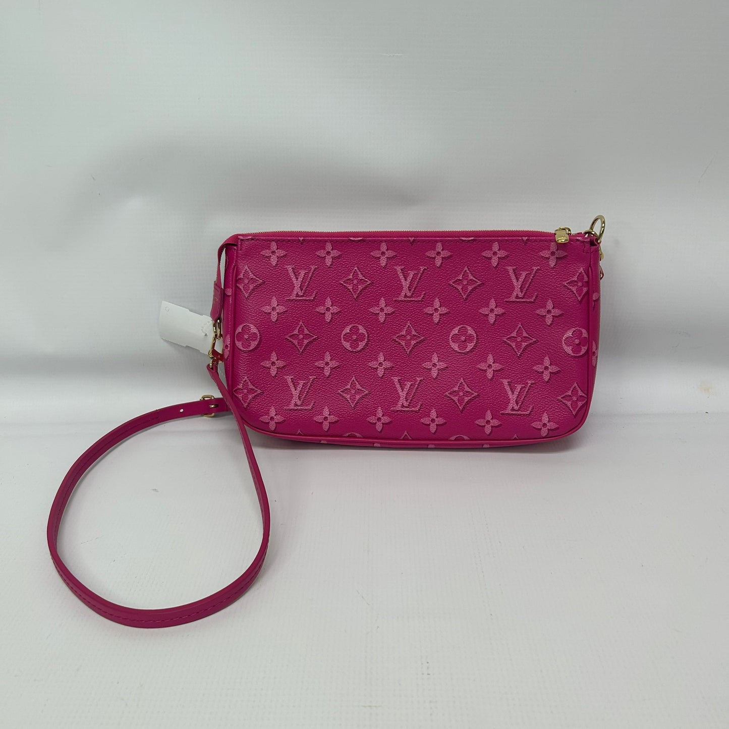 Handbag Luxury Designer By Louis Vuitton Size: Medium