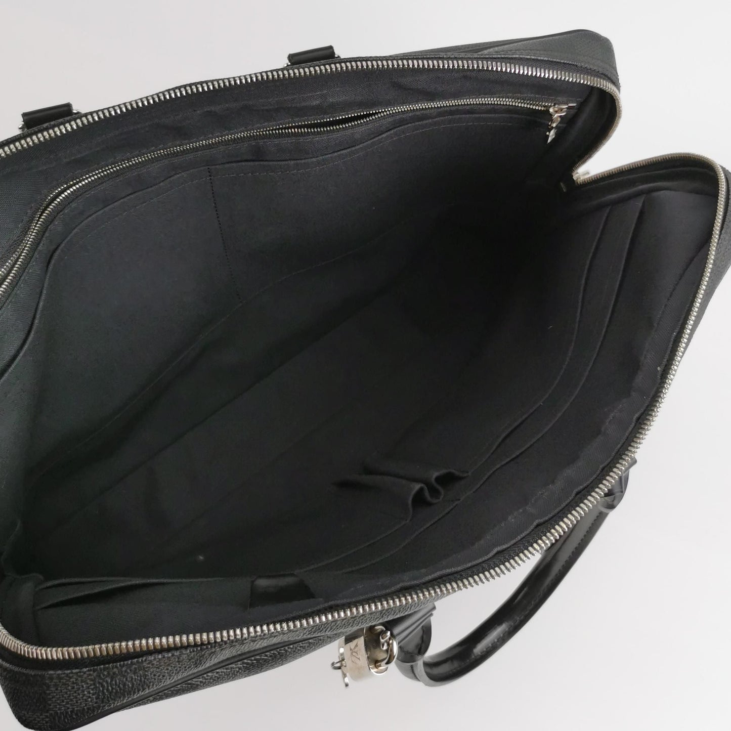 Louis Vuitton Porte Documents Voyage Leather Checkered Rectangular Handbag 250514781192612