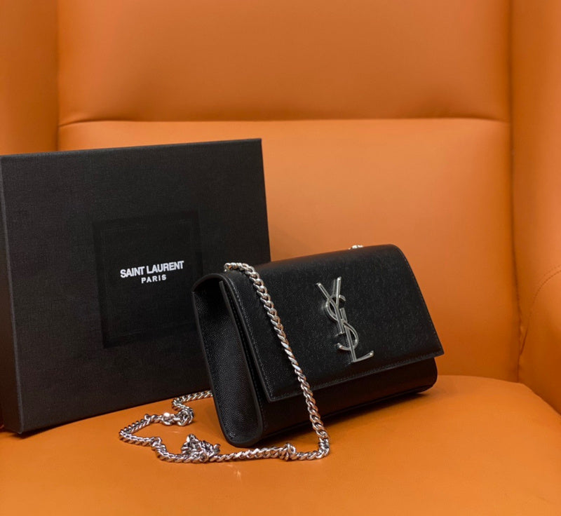 Yves Saint Laurent - Bags