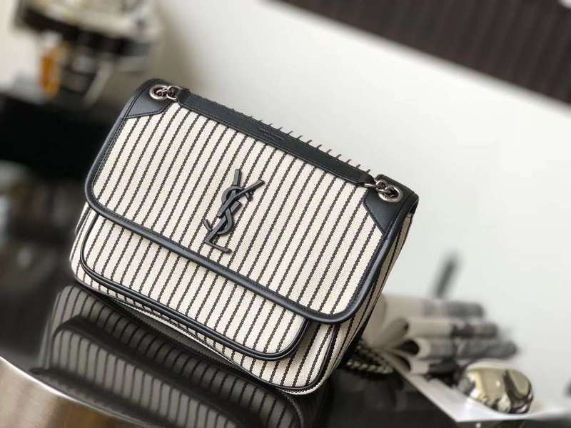 Yves Saint Laurent - Bags 