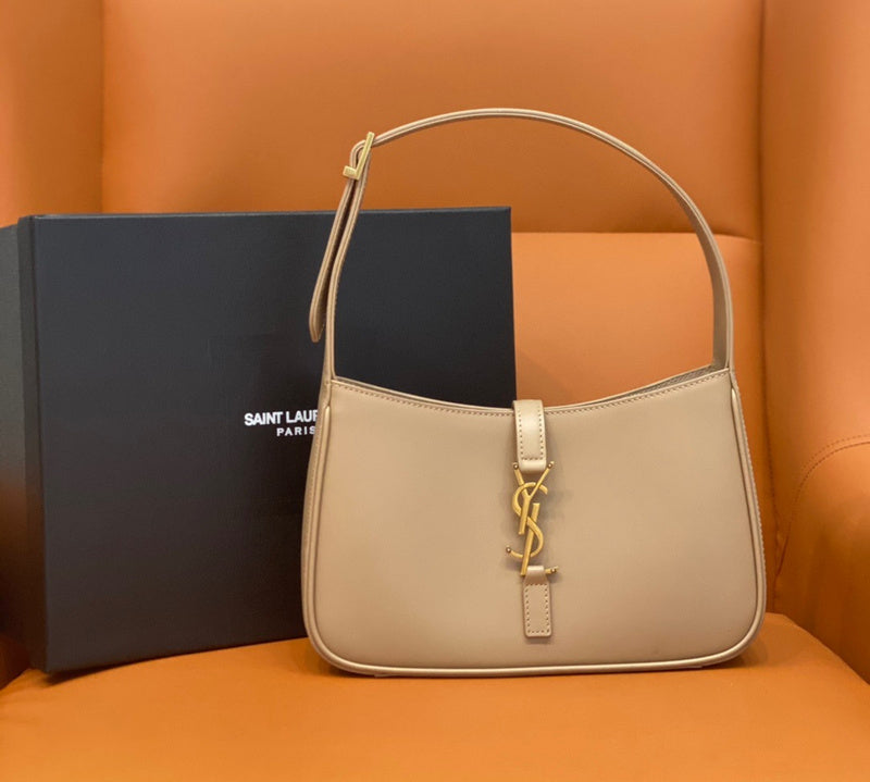 Yves Saint Laurent - Bags