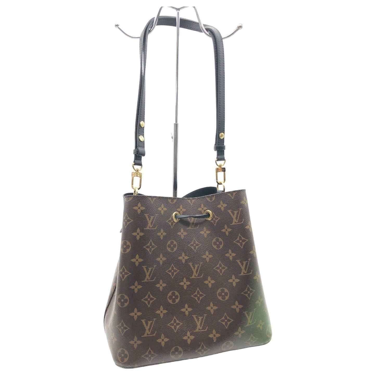 Handbag Luxury Designer By Louis Vuitton Size: Medium