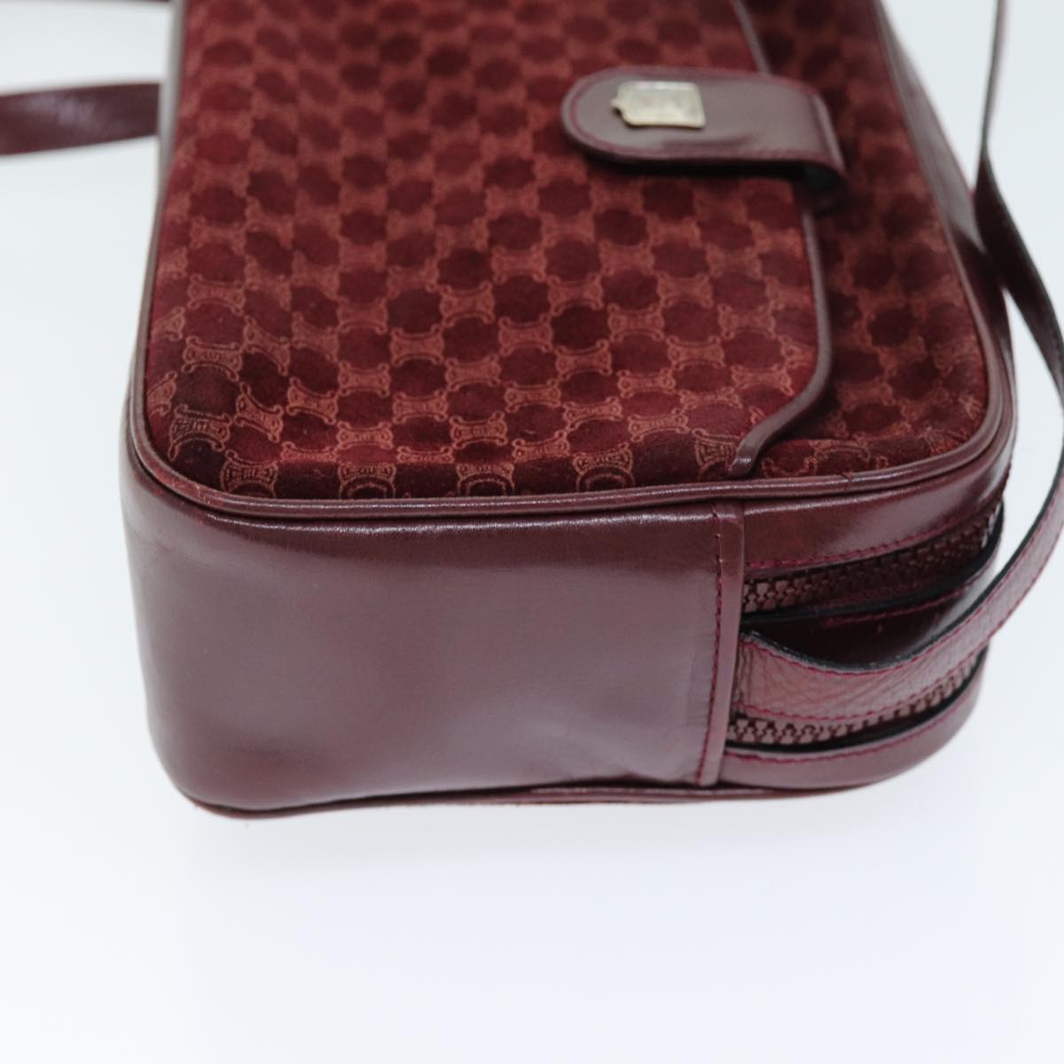 Luxury CELINE Macadam Canvas Shoulder Bag Bordeaux 74595
