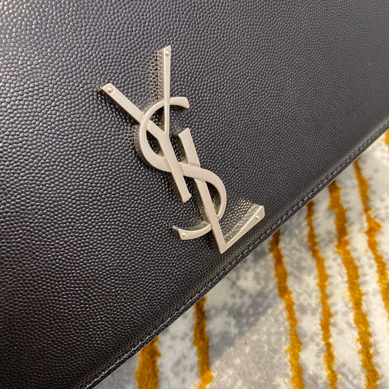 Yves Saint Laurent - Bags 