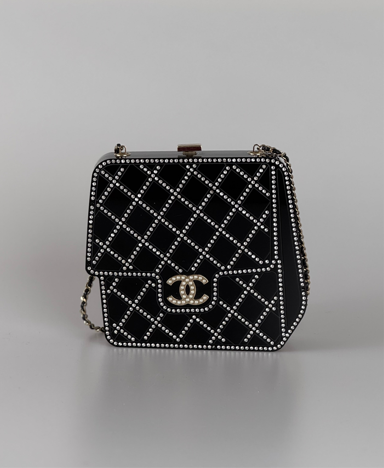 Chanel Shoulder Bag - Almora Bags
