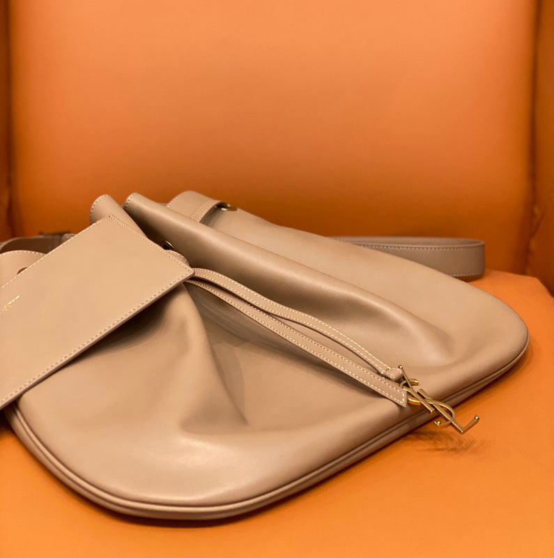 Yves Saint Laurent - Bags