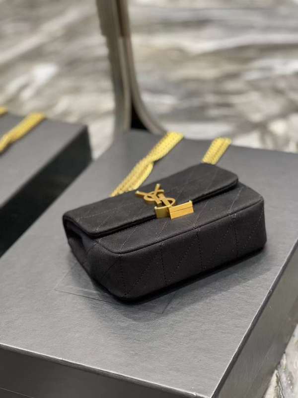 Yves Saint Laurent - Bags 