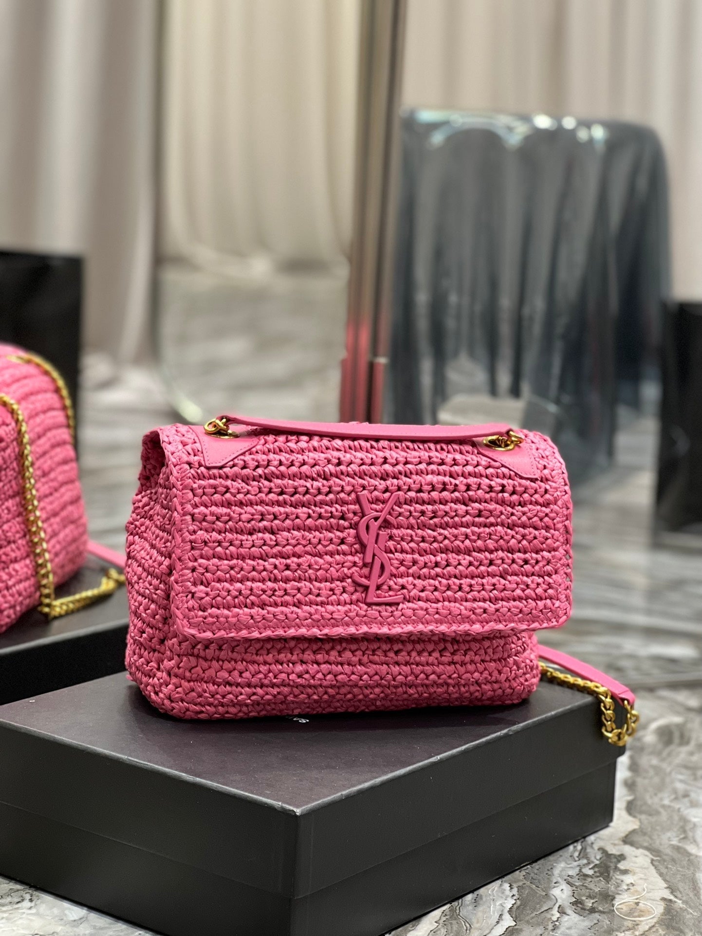 Yves Saint Laurent Niki Medium Chain Bag