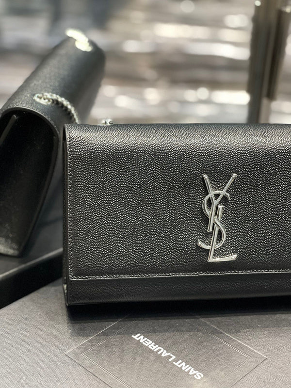 Yves Saint Laurent - Bags