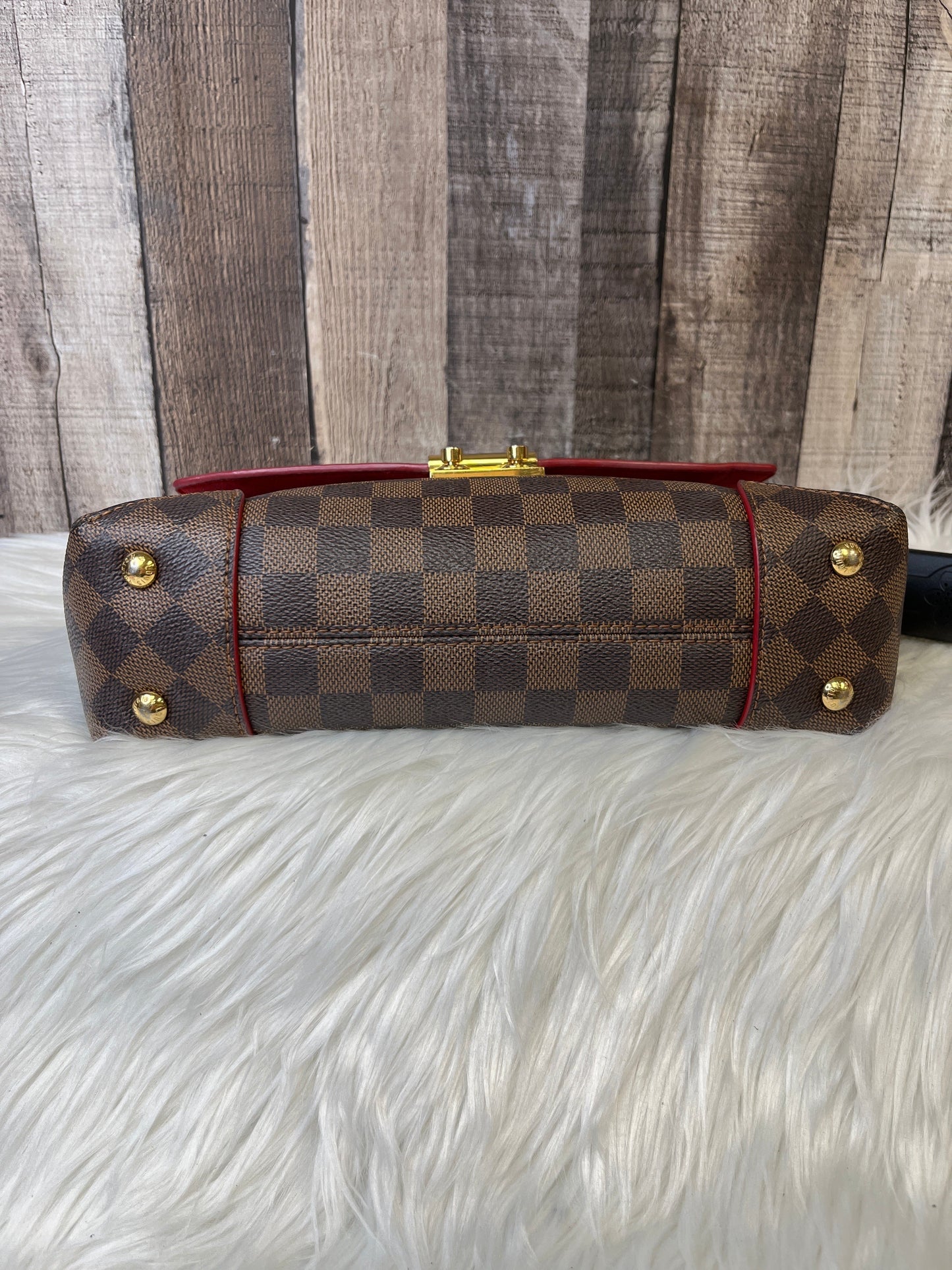 Handbag Luxury Designer By Louis Vuitton Size: Medium