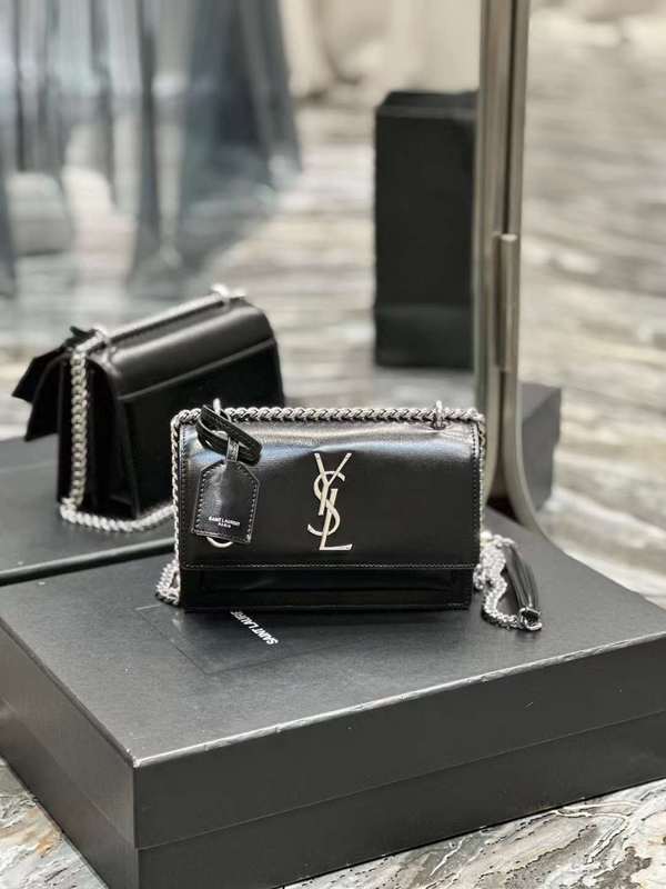 Yves Saint Laurent - Bags 