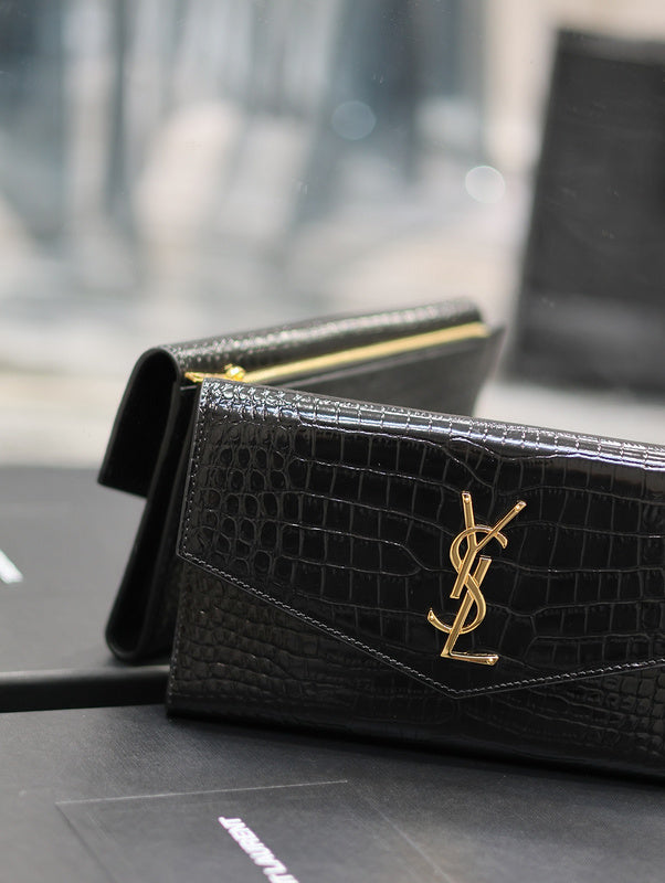Yves Saint Laurent - Bags
