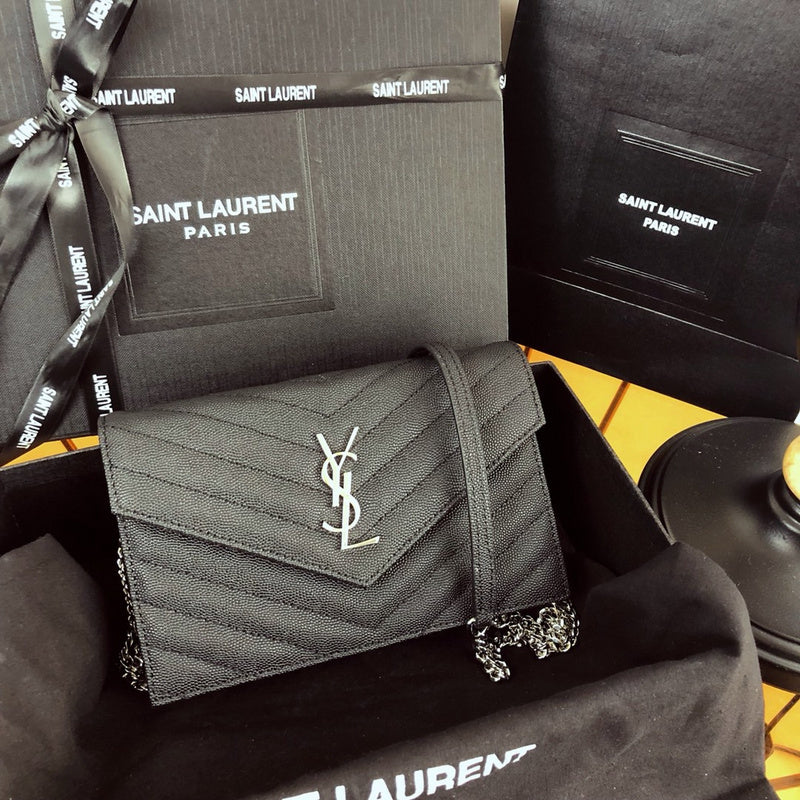 Yves Saint Laurent - Bags 