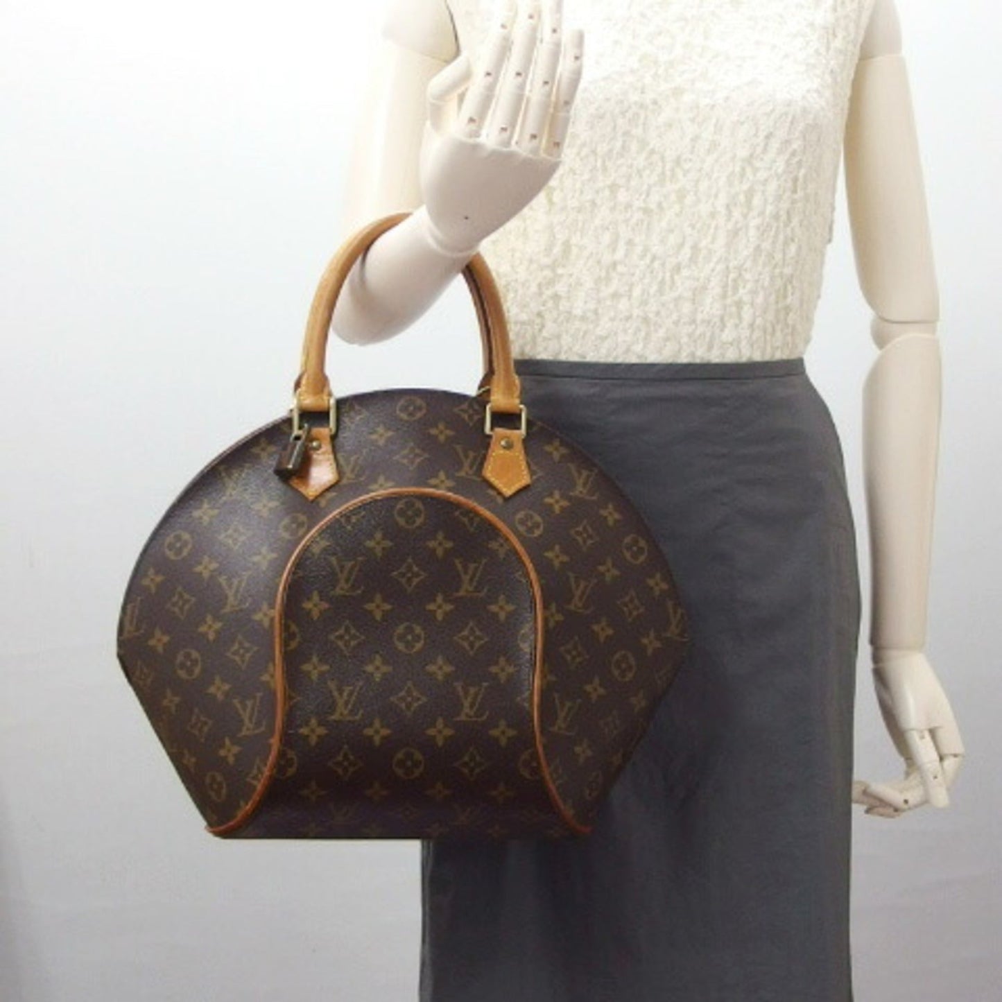LOUIS VUITTON Ellipse Handbag