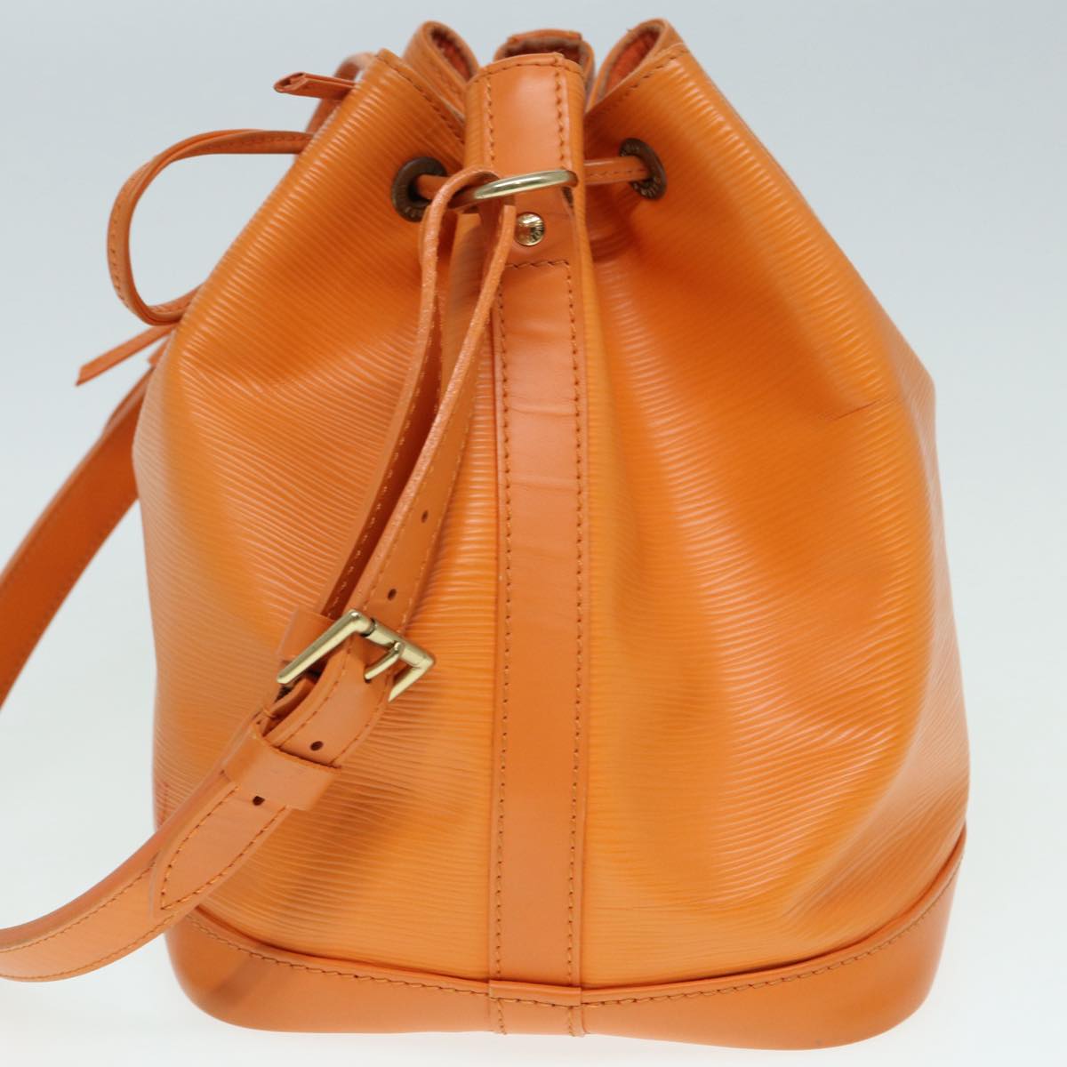 LOUIS VUITTON Epi Petit Noe Shoulder Bag Orange Mandarin M5901H LV Auth