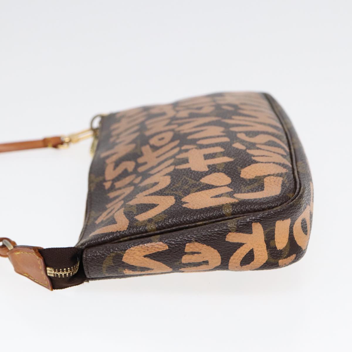 LOUIS VUITTON Monogram Graffiti Pochette Accessoires Orange LV Auth Clutch