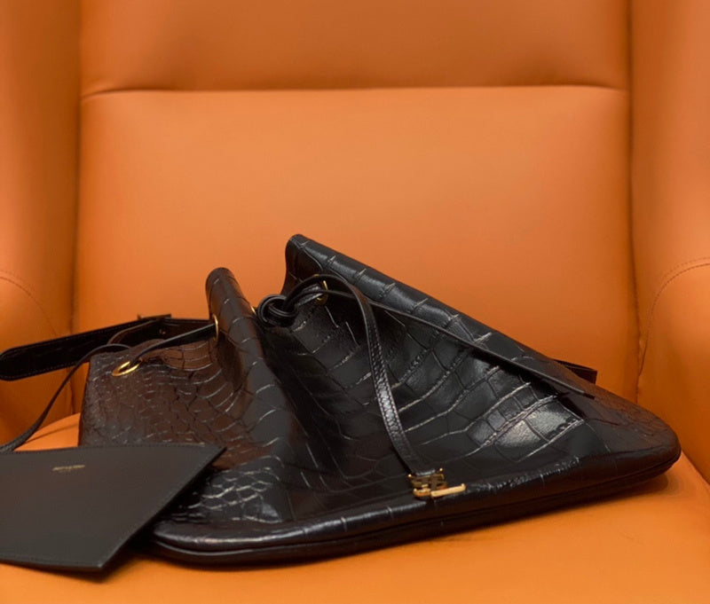 Yves Saint Laurent - Bags