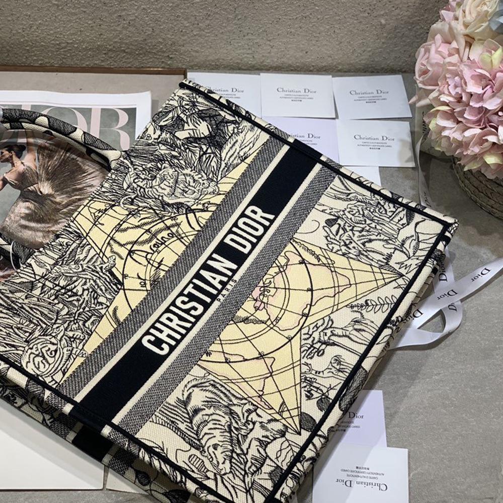 Gucci Book Tote Tote