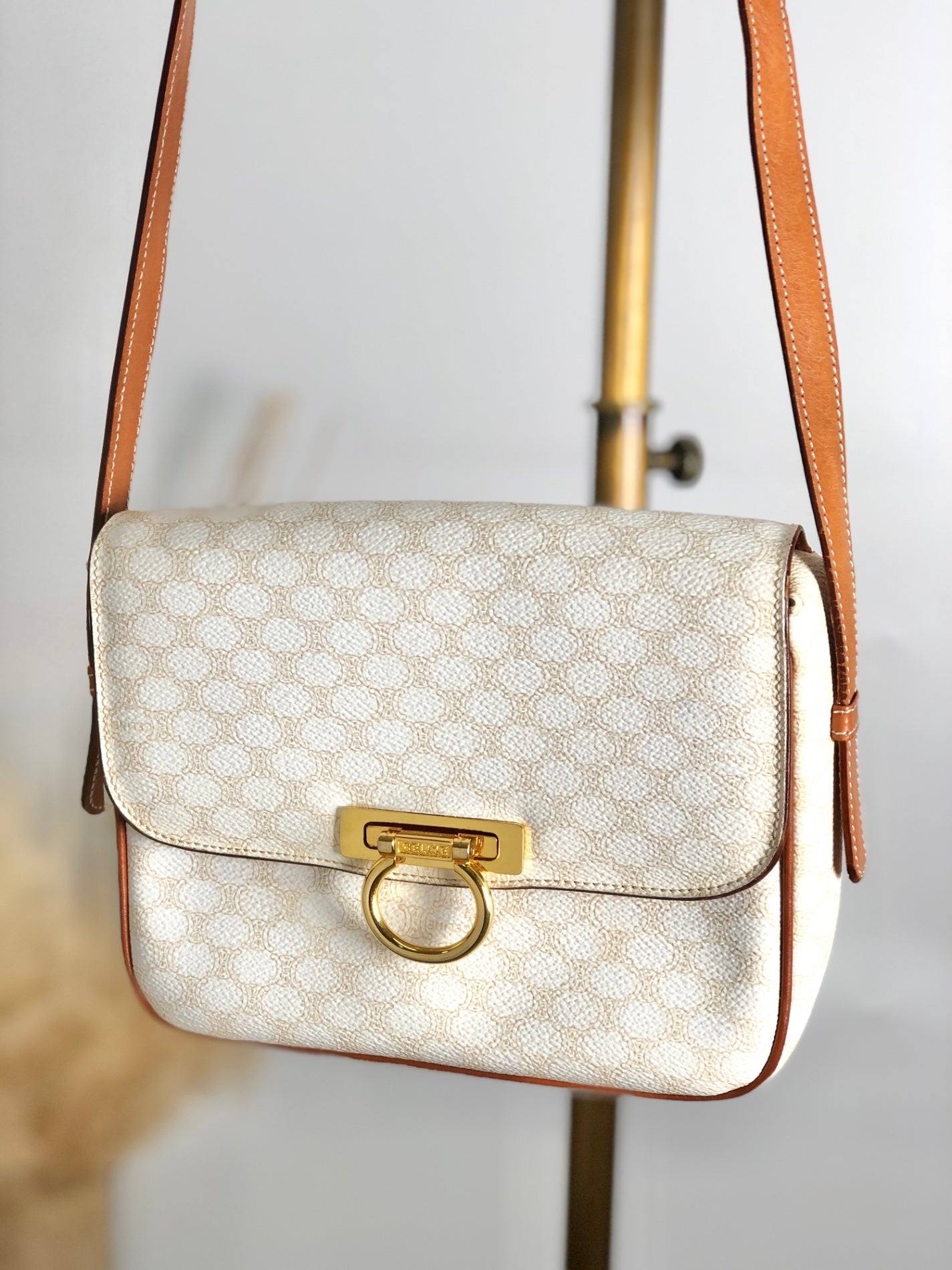 CELINE Macadam Gancini Shoulder bag White w4jb3k