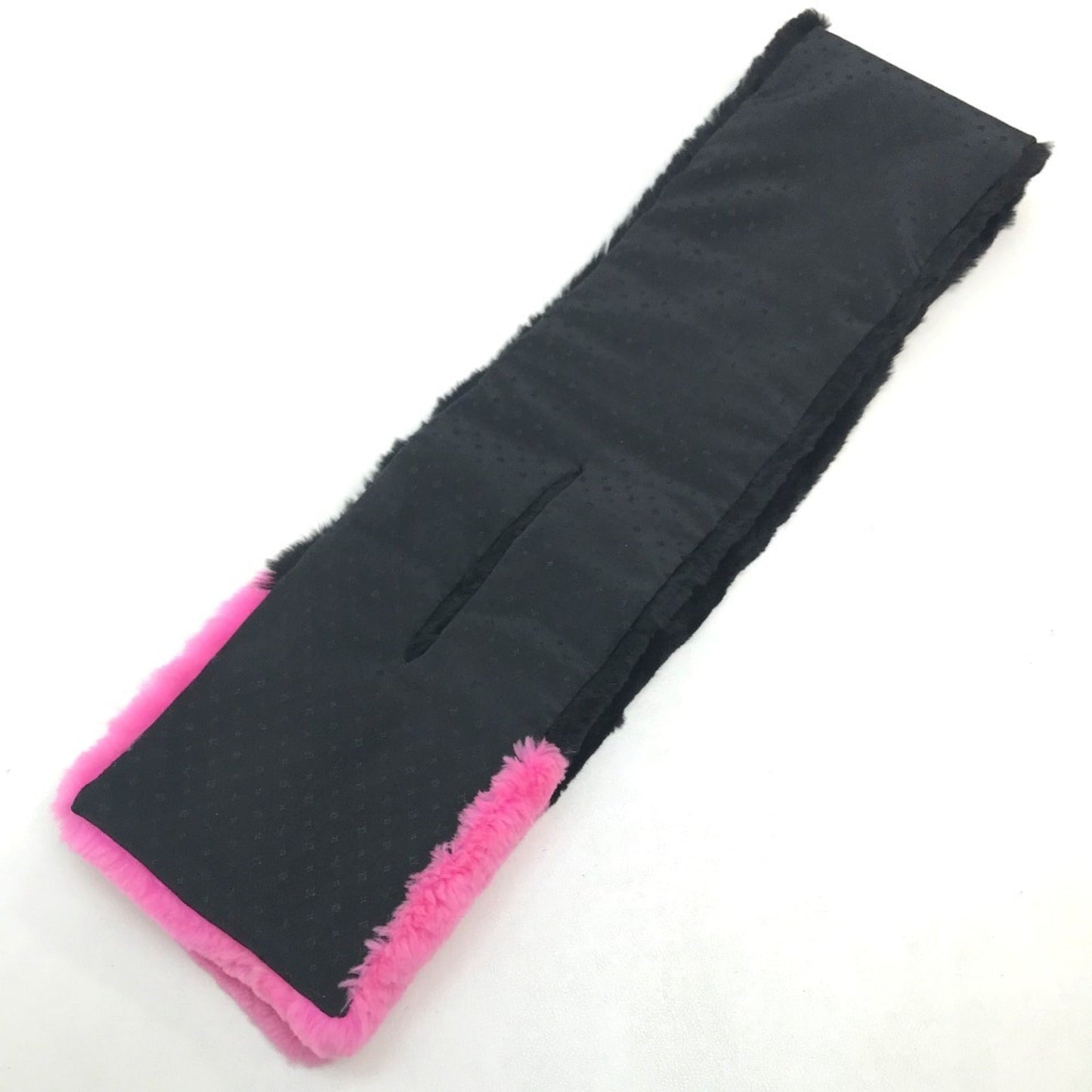 LOUIS VUITTON Scarves