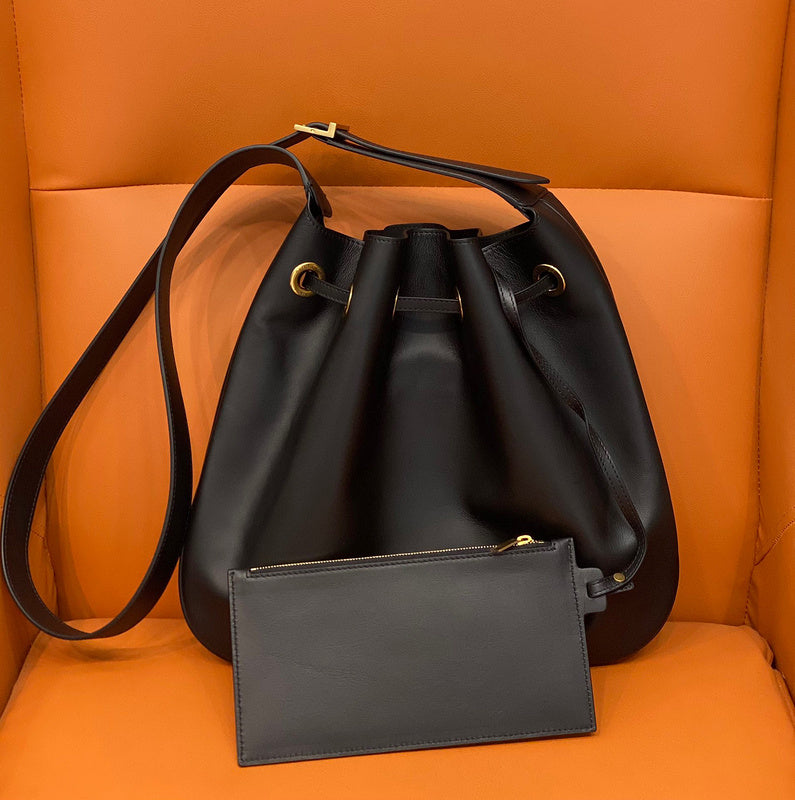 Yves Saint Laurent - Bags