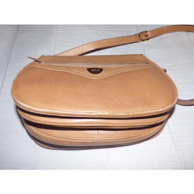 Gucci Envelope Leather Shoulder Bag
