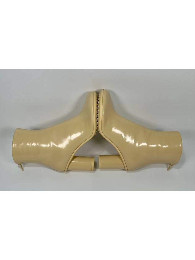 Luxury Bottega Veneta ankle boots 250