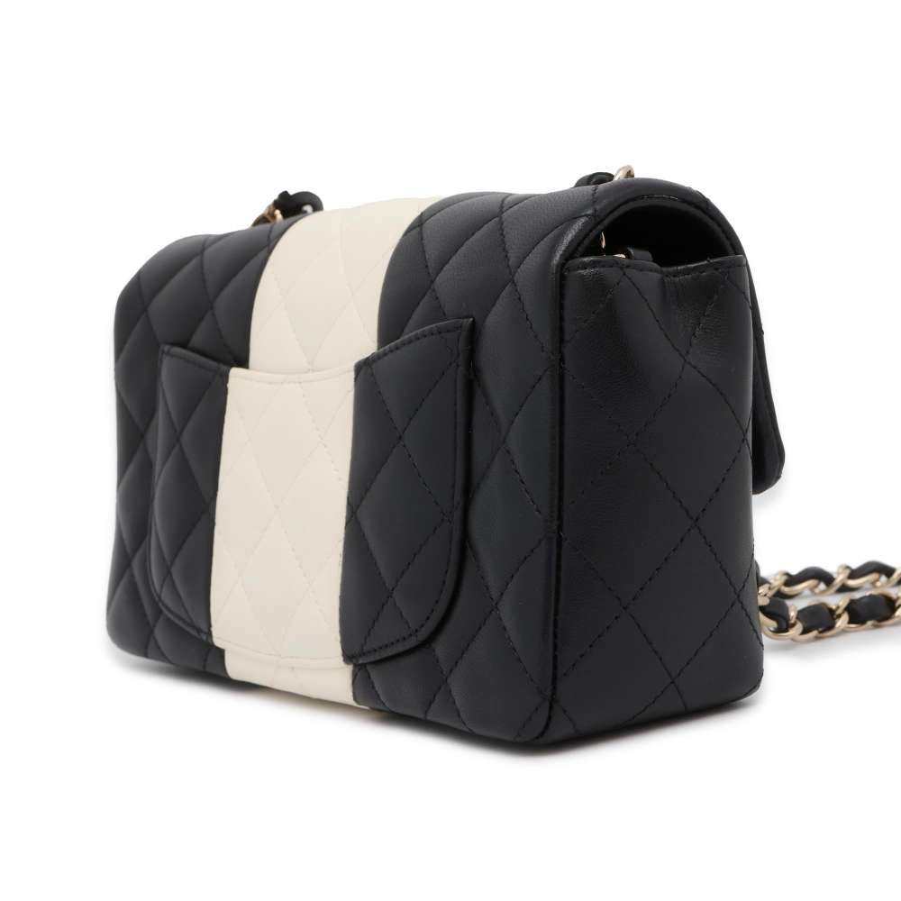 Chanel Shoulder Bag - Almora Bags