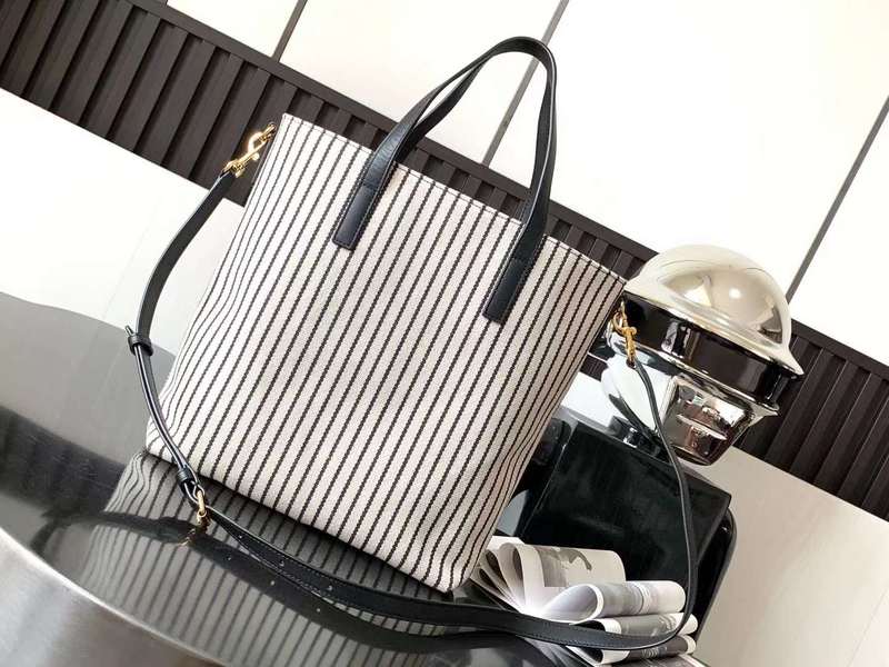 Yves Saint Laurent - Bags 