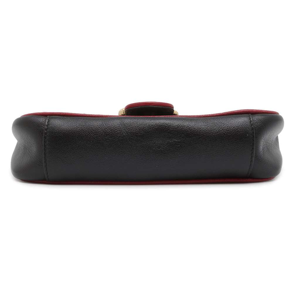 Gucci Chain Leather Shoulder Bag