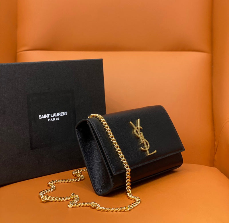 Yves Saint Laurent - Bags