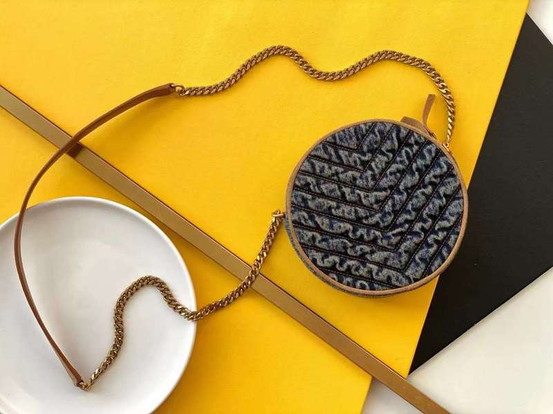Yves Saint Laurent - Bags 