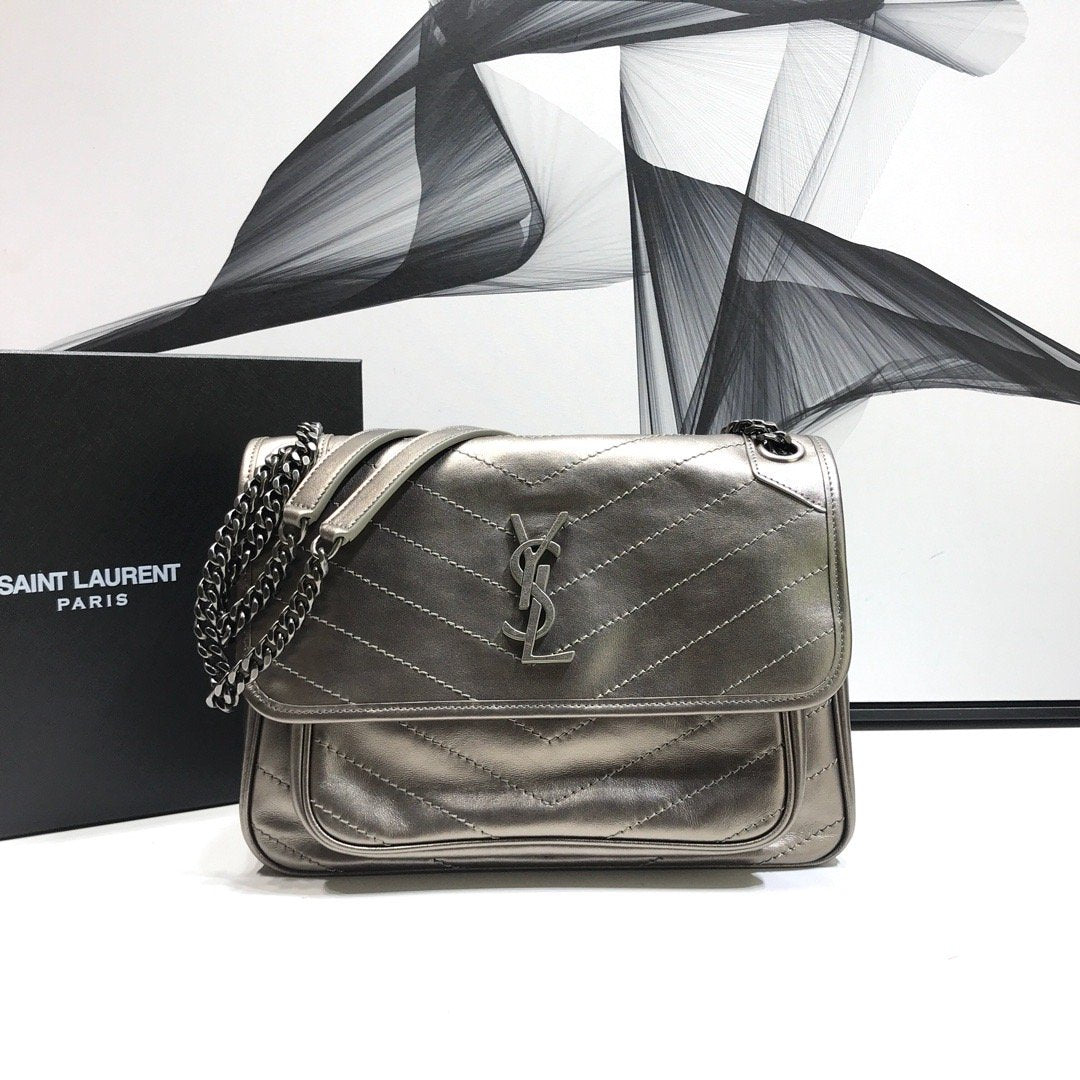 Yves Saint Laurent Niki Medium Chain Bag