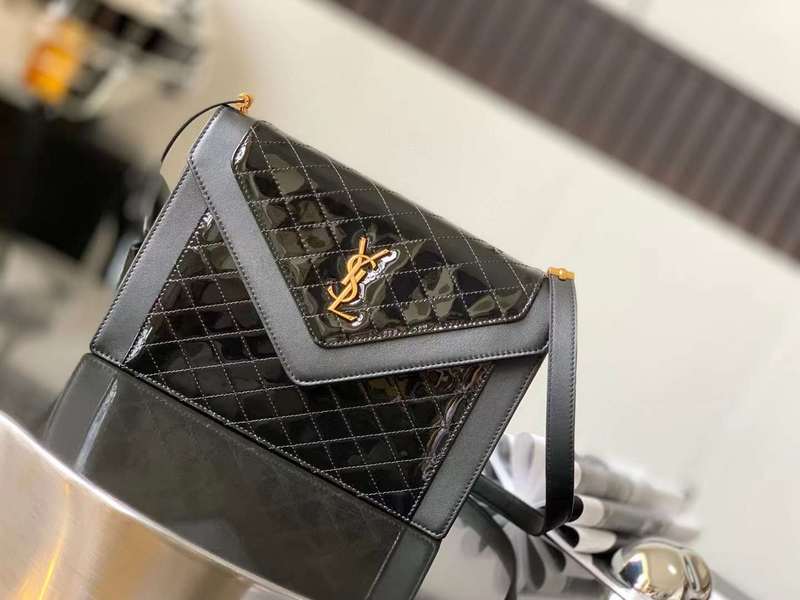 Yves Saint Laurent - Bags 