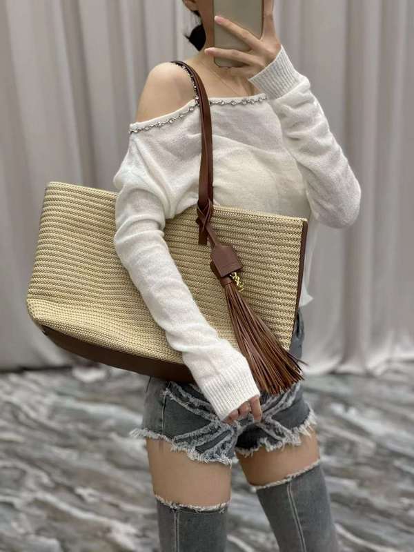 Yves Saint Laurent - Bags 