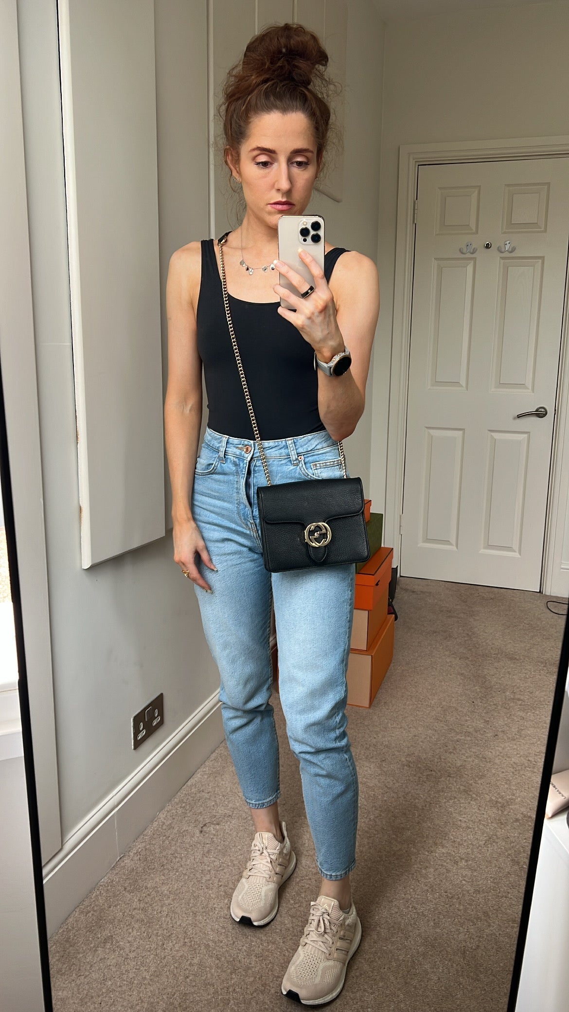 Gucci Chain Leather Shoulder Bag