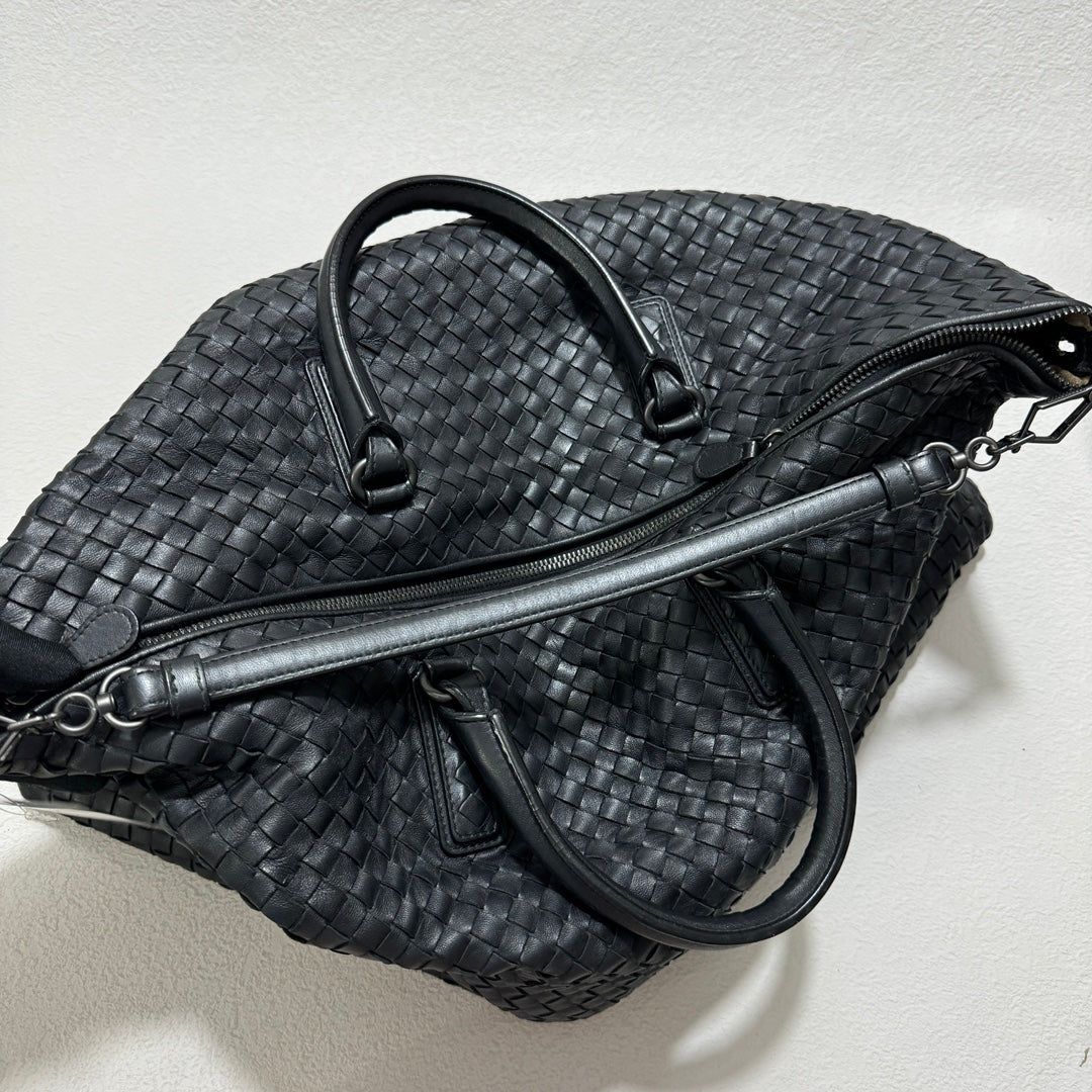 Bottega Veneta Maxi Convertible Tote Bag Hobo Black Leather Two-way Carry 50cm