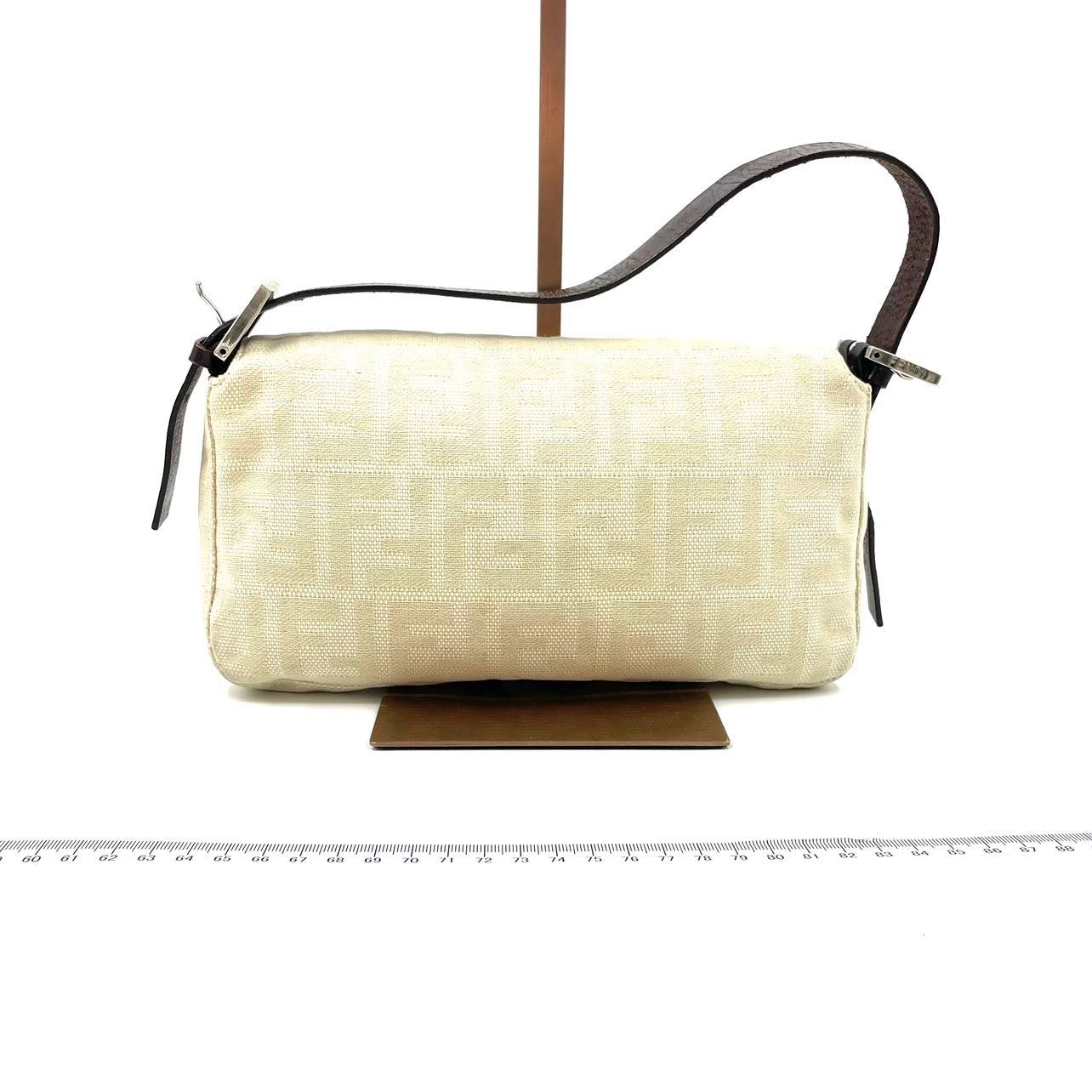 Fendi Baguette   Beige Canvas Zucca Print Shoulder Bag