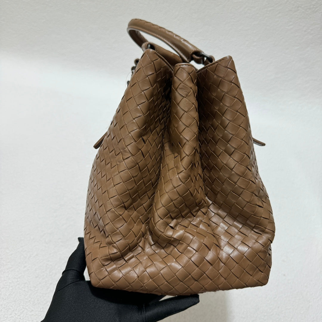 Bottega Veneta Roma Large Intrecciato Nappa Leather Caramel Brown Tan 35cm No Strap