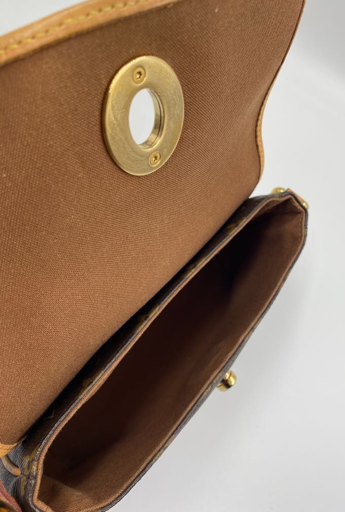 Louis Vuitton Tikal PM Pochette Clutch