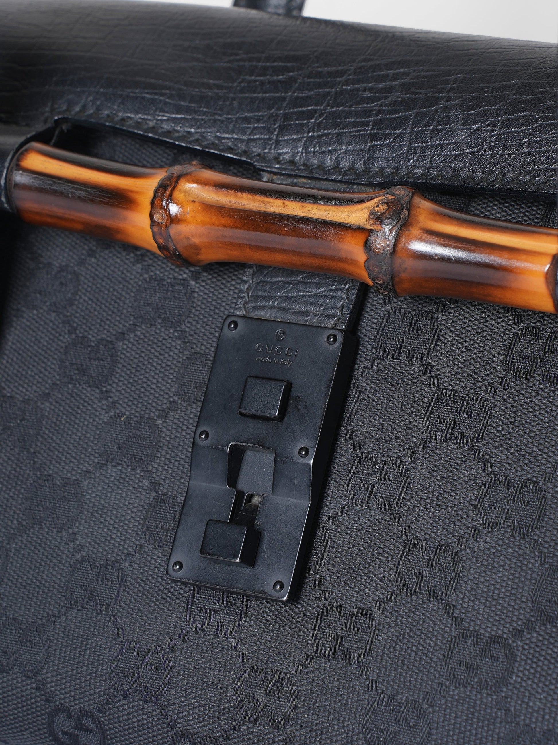 Gucci Lou Quilted Leather Shoulder Bag