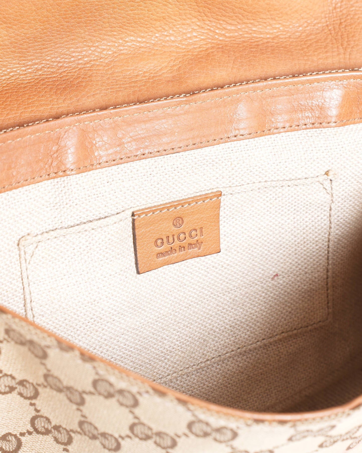 Gucci Chain Leather Shoulder Bag
