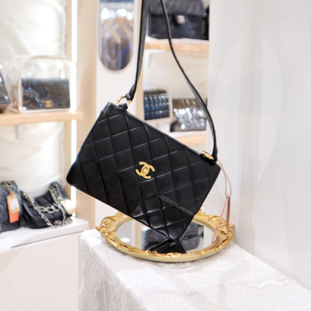 Chanel Shoulder Bag - Almora Bags