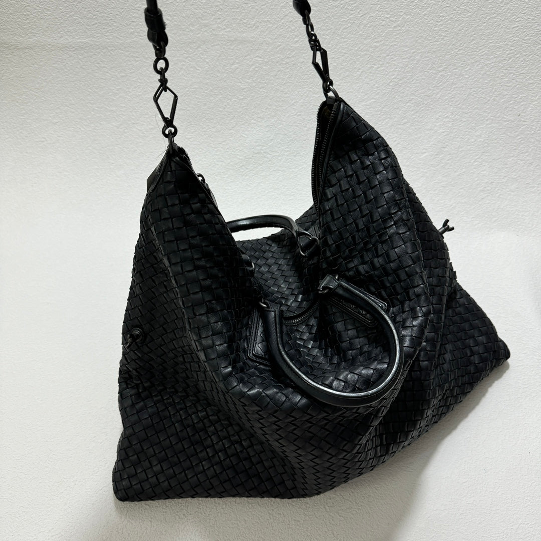 Bottega Veneta Maxi Convertible Tote Bag Hobo Black Leather Two-way Carry 50cm