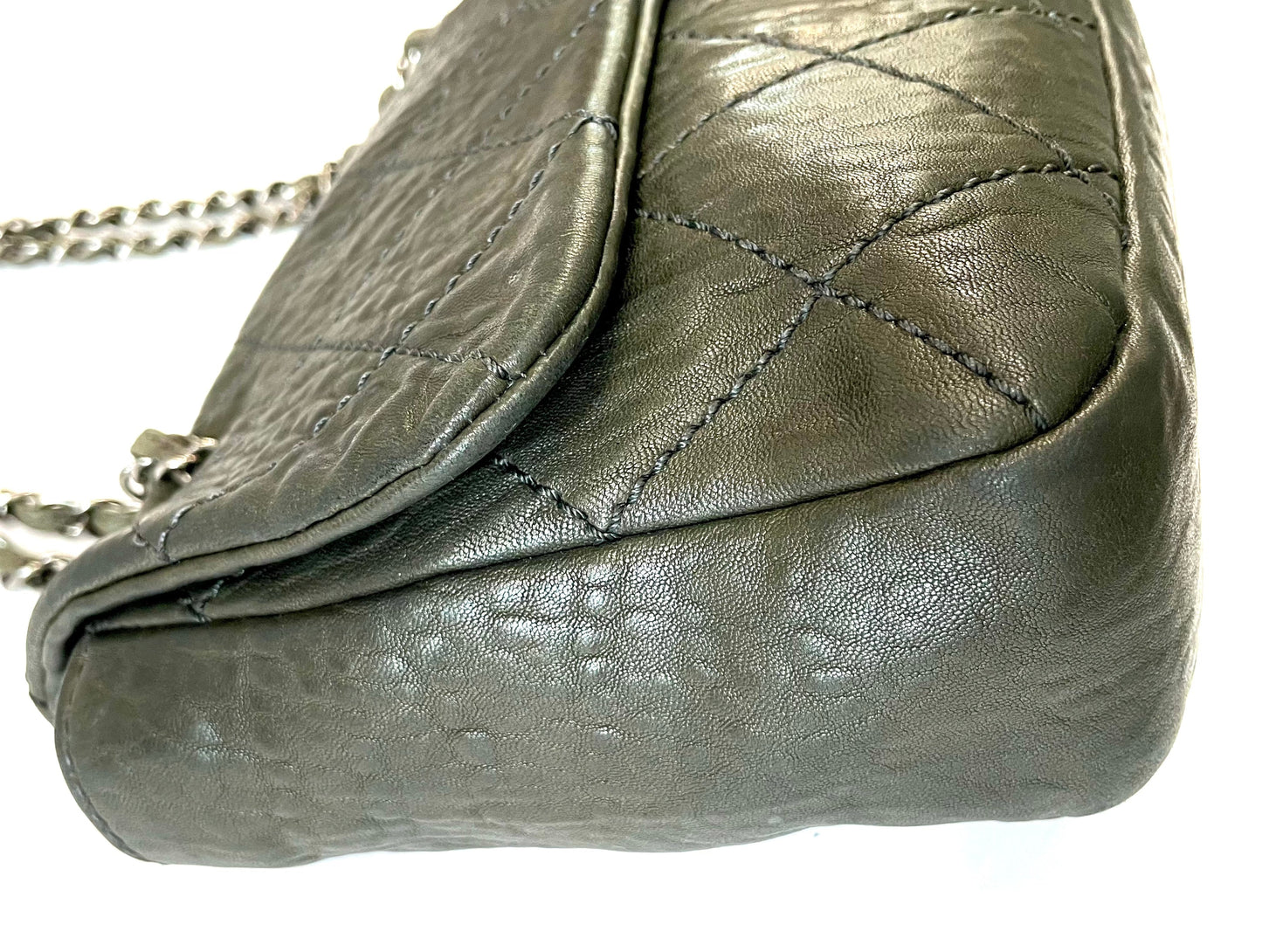 CHANEL CAVIAR CRUMPLED LEATHER MED CC CRAVE FLAP BAG